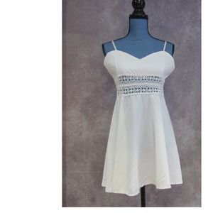 NEW Novashe White Dress w/ Crochet Size M
